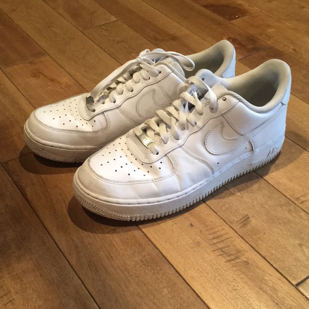 Used White Nike AF1